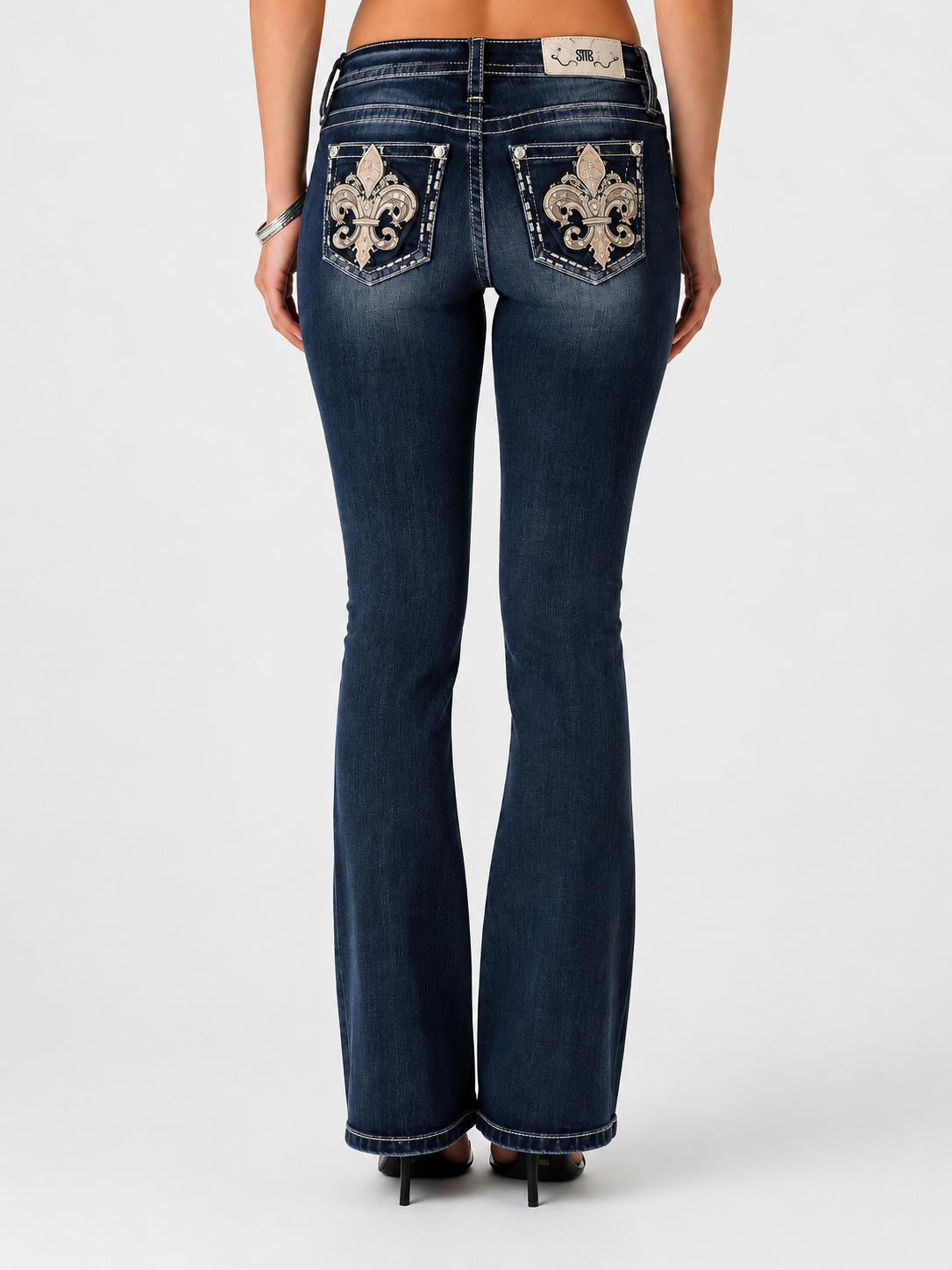 M9729B - Bootcut Jeans