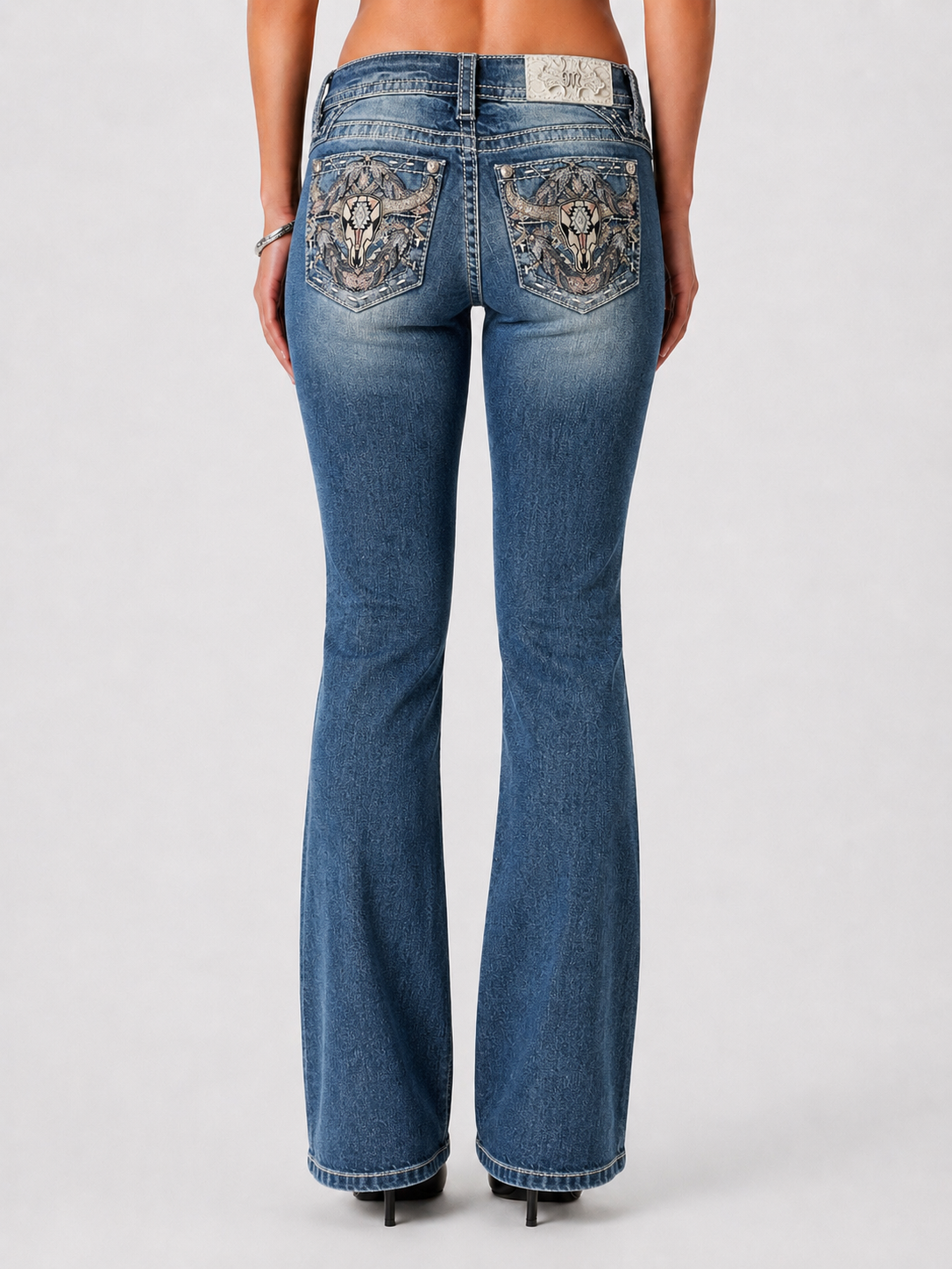 M9625BL - Bootcut Jeans