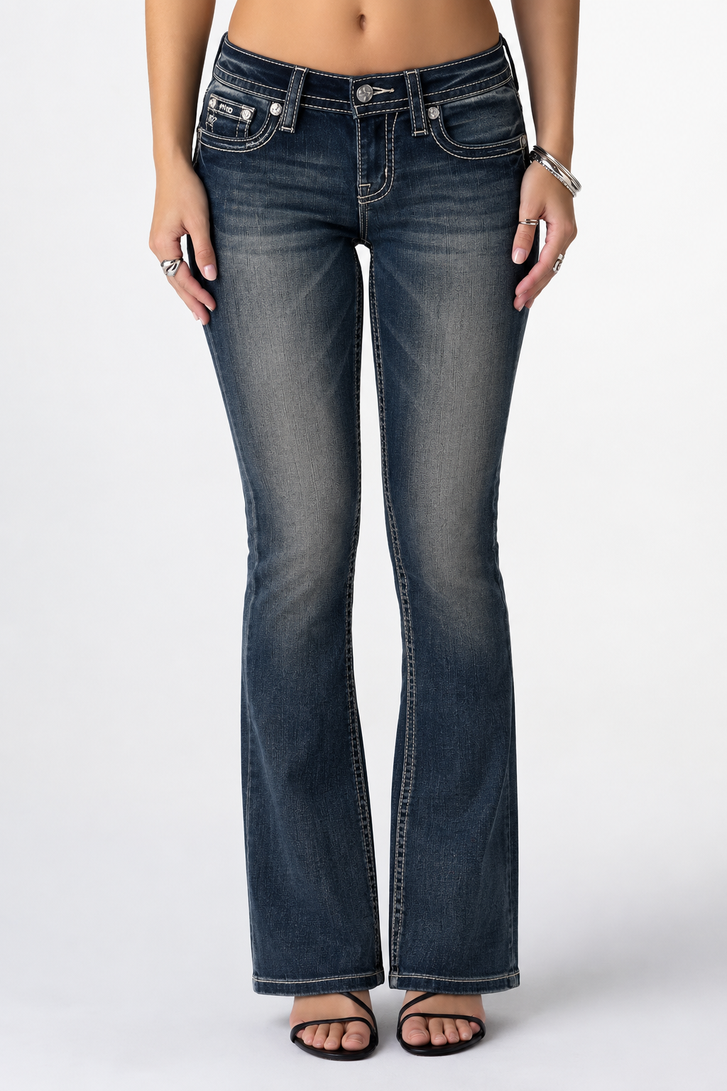 M9729B - Bootcut Jeans