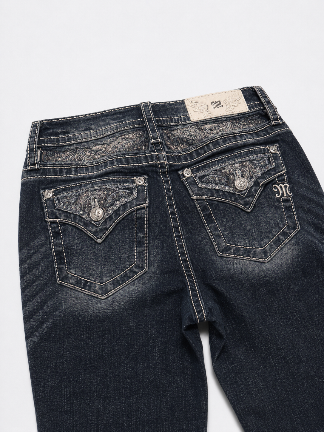 M9722B - Bootcut Jeans