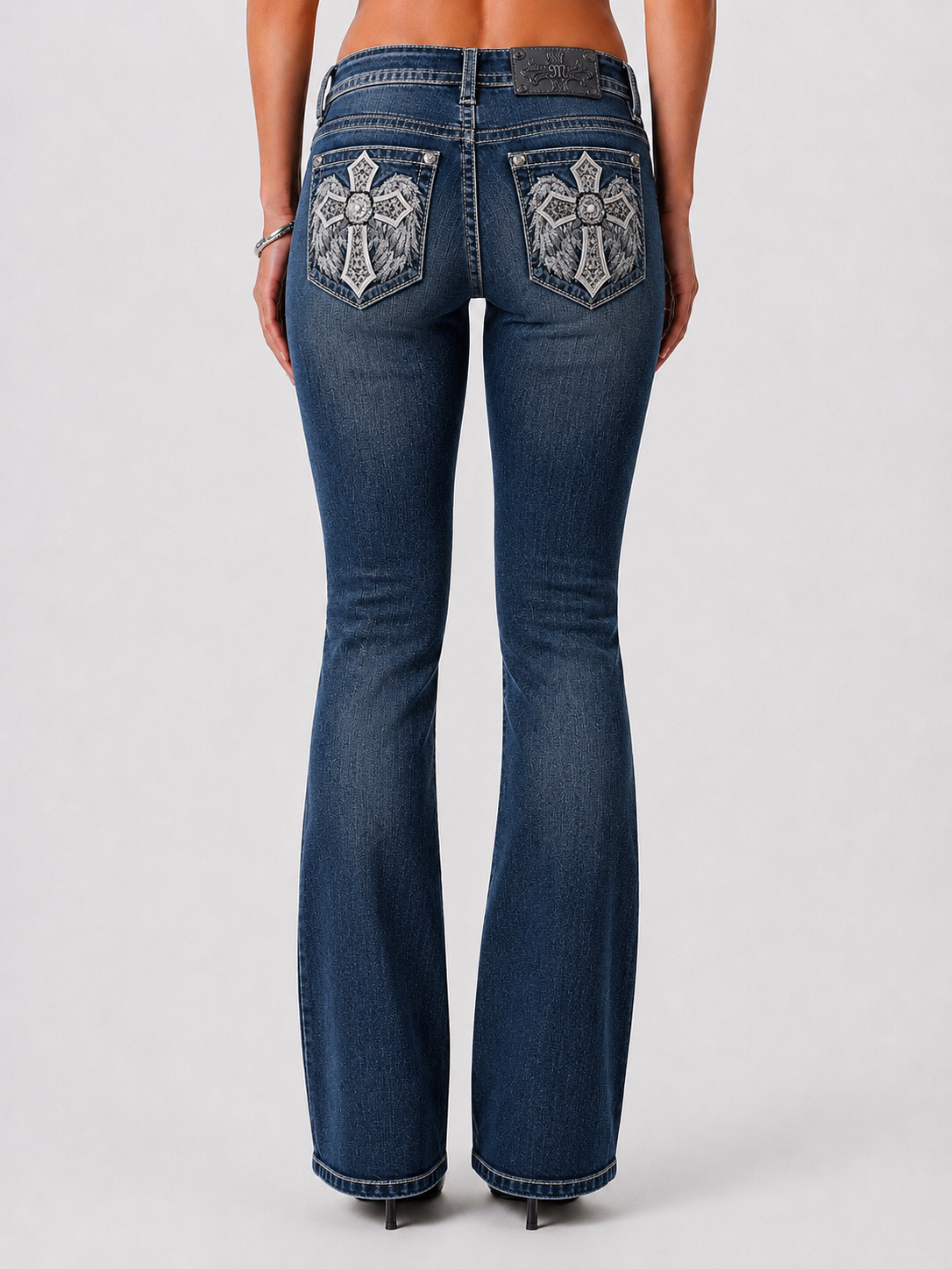 M9706B - Bootcut Jeans