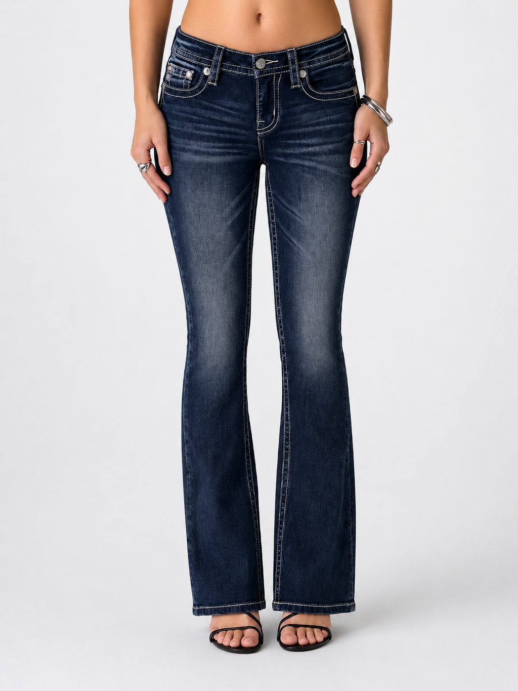 M9722B - Bootcut Jeans