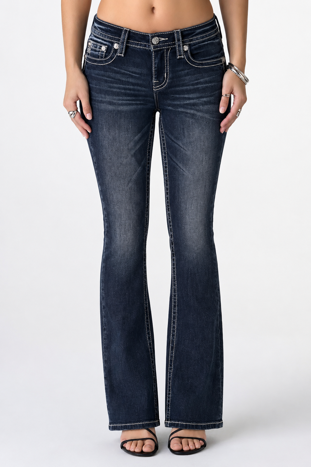 M9722B - Bootcut Jeans